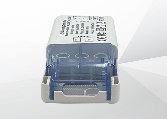 Pha màu đèn điện áp thấp Bộ điều khiển làm mờ đèn LED Nhiệt độ màu Bi vô cấp 10A